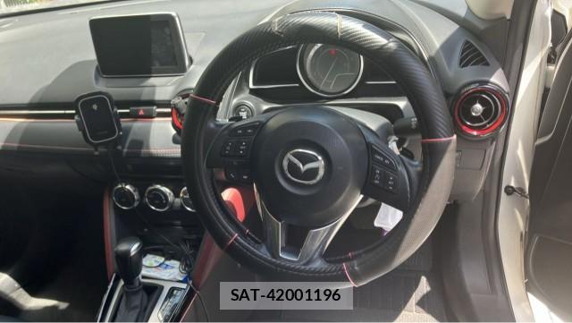 Mazda CX-3 2015-09 8280658-16