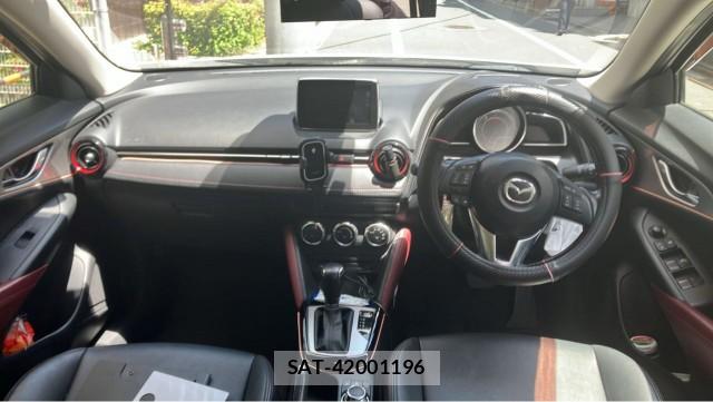 Mazda CX-3 2015-09 8280658-2