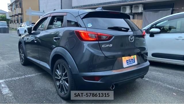 Mazda CX-3 2015-04 8280876-13
