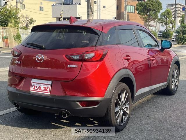 Mazda CX-3 2017-09 8283047-1