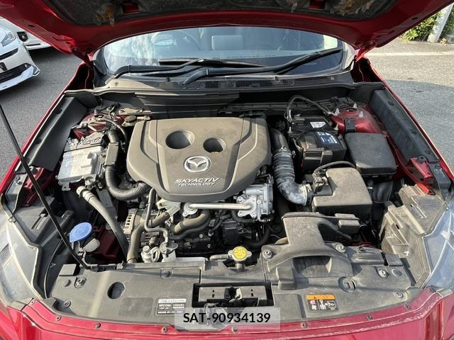 Mazda CX-3 2017-09 8283047-7