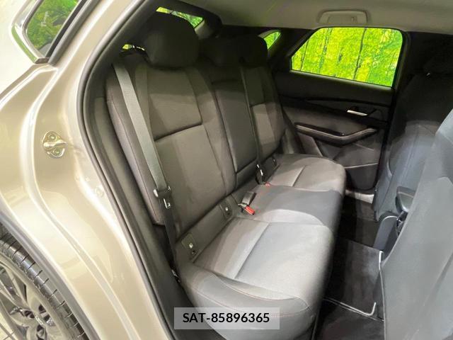 Mazda CX-30 2023-04 8276779-9