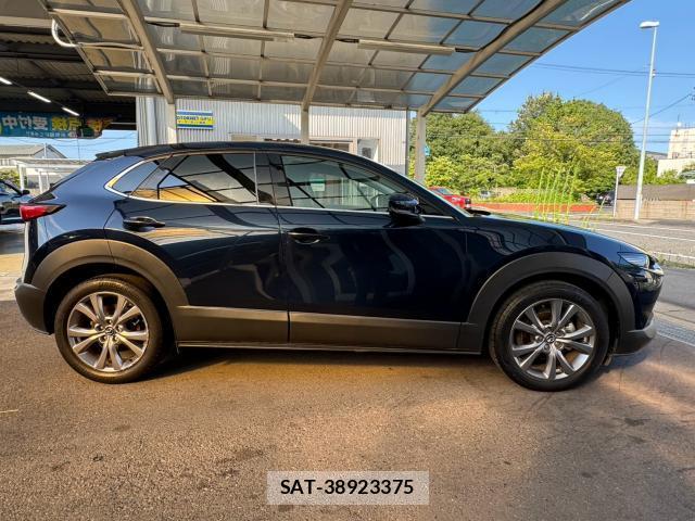 Mazda CX-30 2020-04 8277622-3