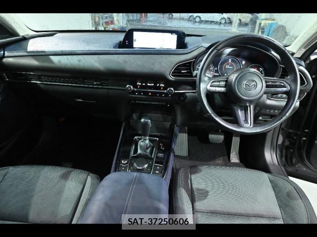 Mazda CX-30 2019-12 8278259-2