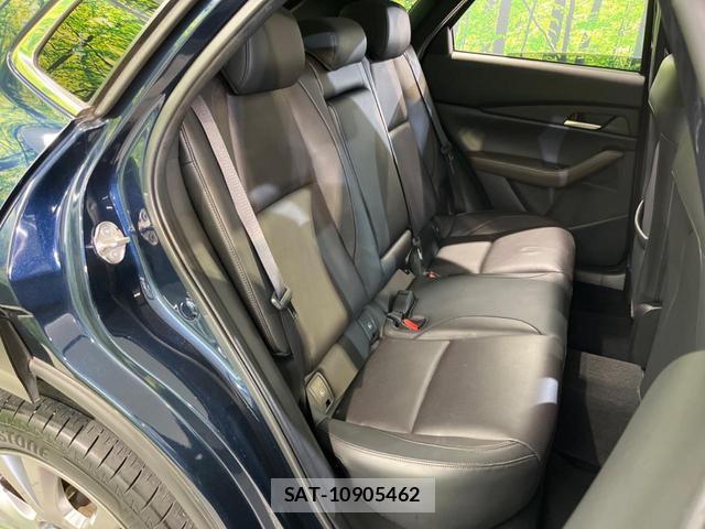Mazda CX-30 2019-12 8279364-9