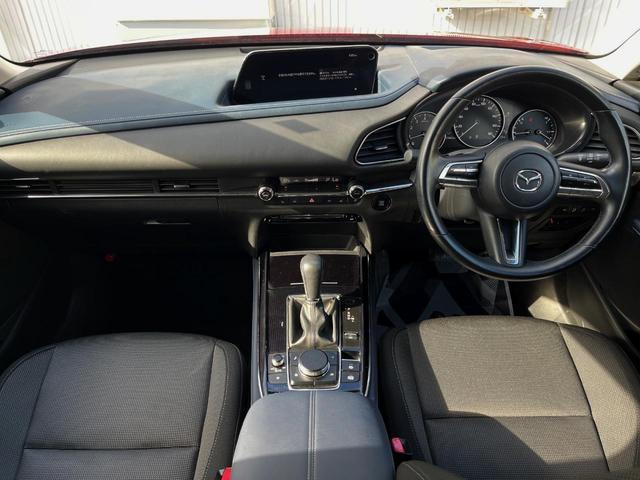 Mazda CX-30 2020-03 8279420-1