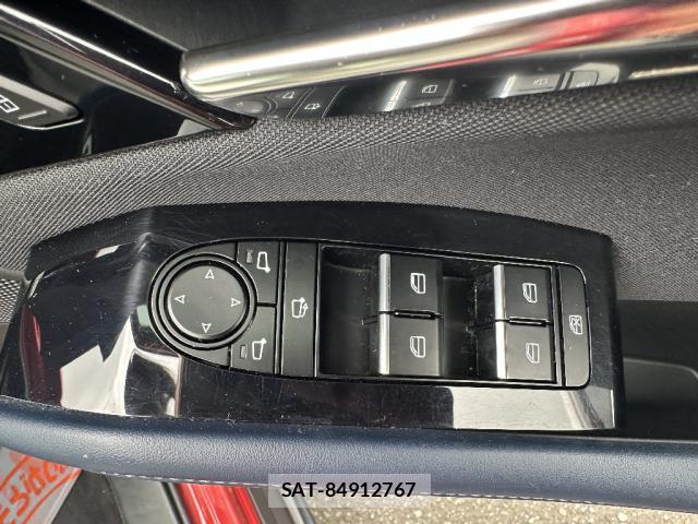 Mazda CX-30 2021-02 8280306-14