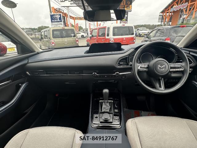 Mazda CX-30 2021-02 8280306-2