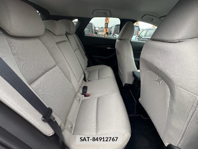 Mazda CX-30 2021-02 8280306-4