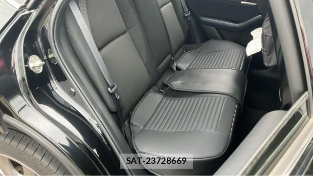 Mazda CX-30 2022-01 8281153-6