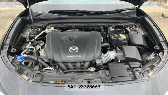 Mazda CX-30 2022-01 8281153-7