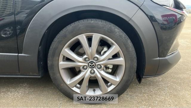 Mazda CX-30 2022-01 8281153-8