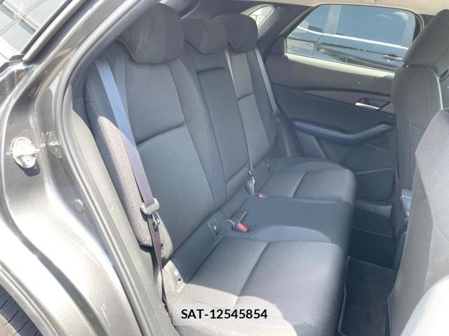 Mazda CX-30 2023-09 8282711-8