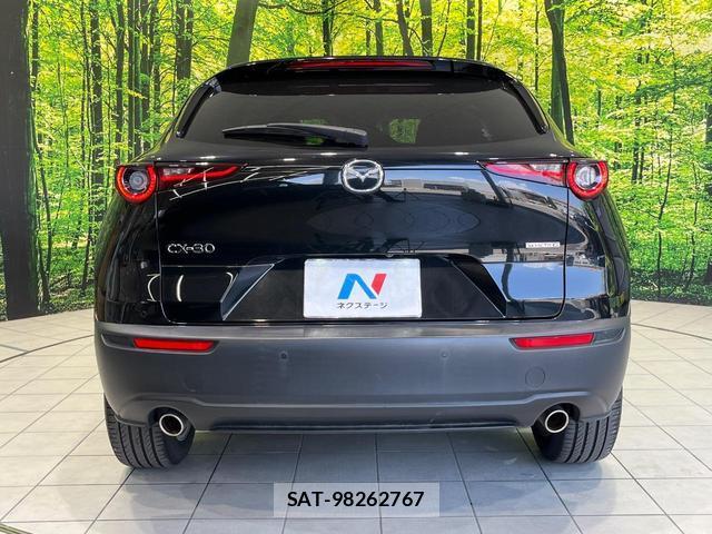 Mazda CX-30 2019-11 8283274-11