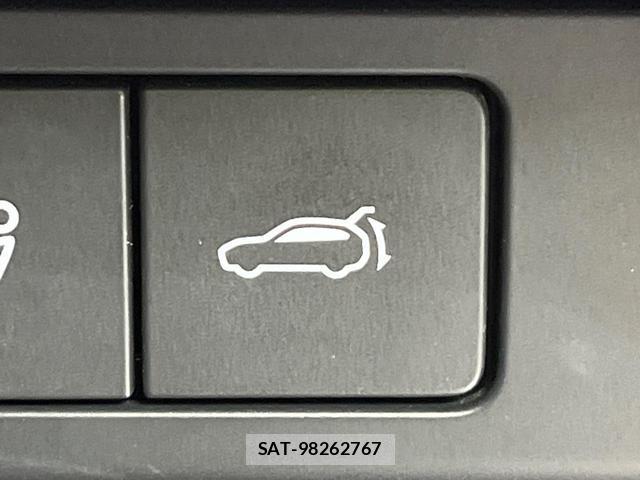Mazda CX-30 2019-11 8283274-6