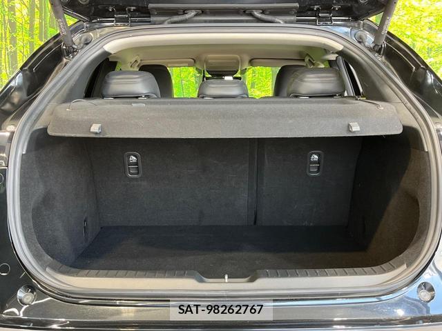Mazda CX-30 2019-11 8283274-9