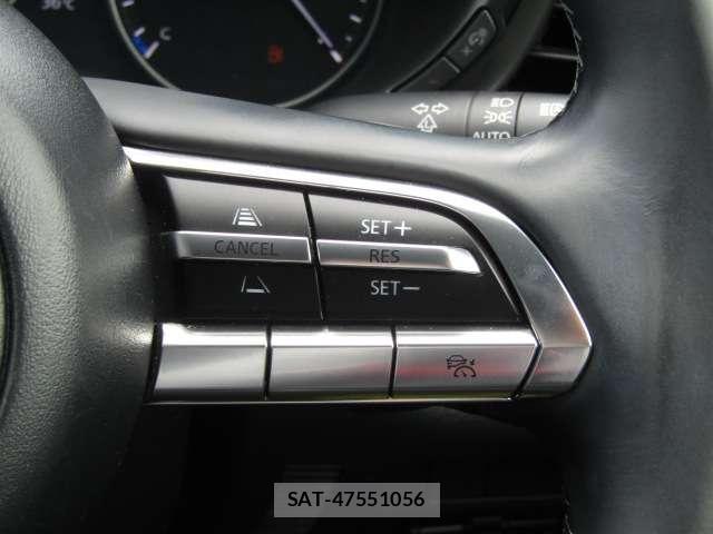 Mazda CX-30 2023-03 8284129-4
