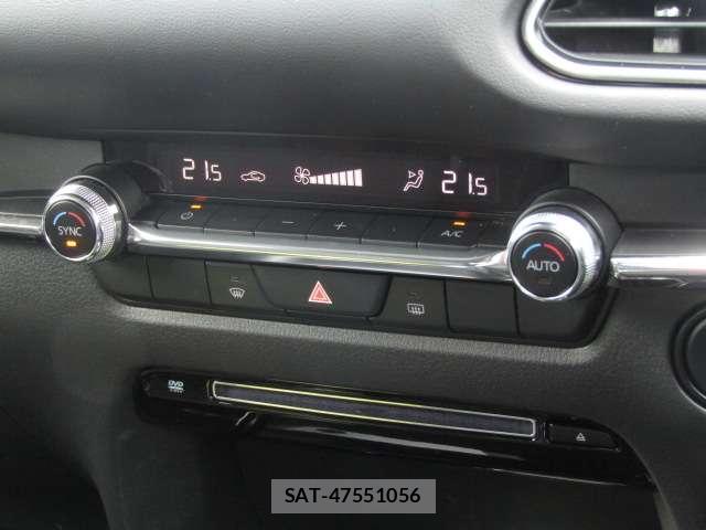 Mazda CX-30 2023-03 8284129-9