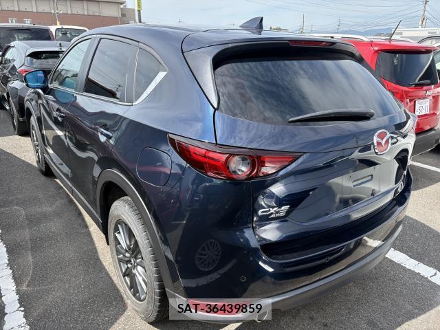 Mazda CX-5 2017-08 8277049-3