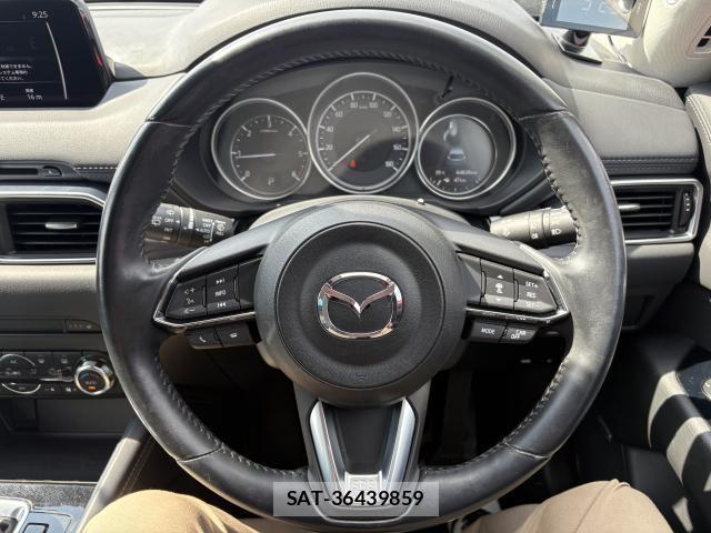 Mazda CX-5 2017-08 8277049-9