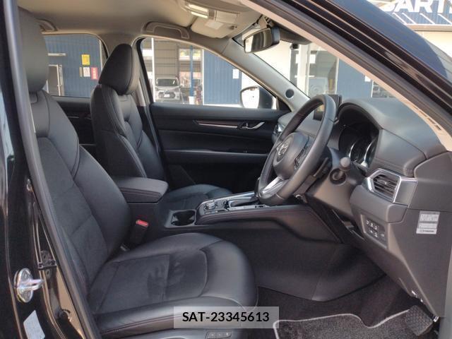 Mazda CX-5 2024-09 8277302-5