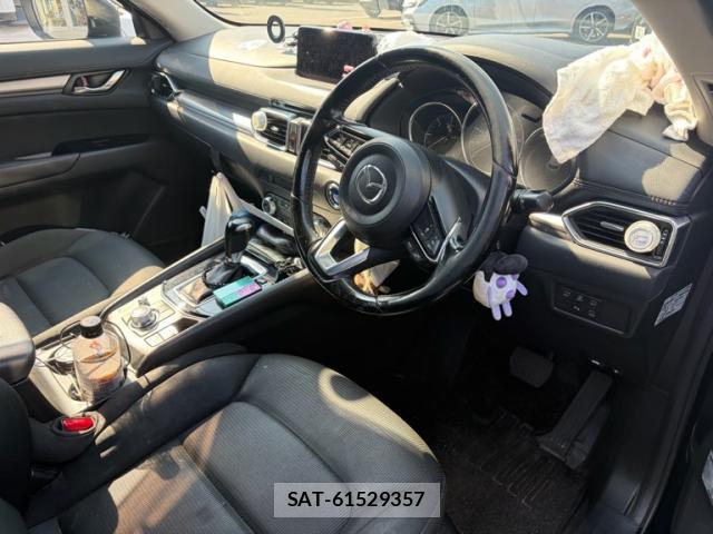 Mazda CX-5 2017-05 8277512-8