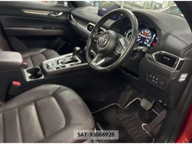 Mazda CX-5 2023-04 8278509-2