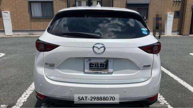 Mazda CX-5 2017-11 8280781-1