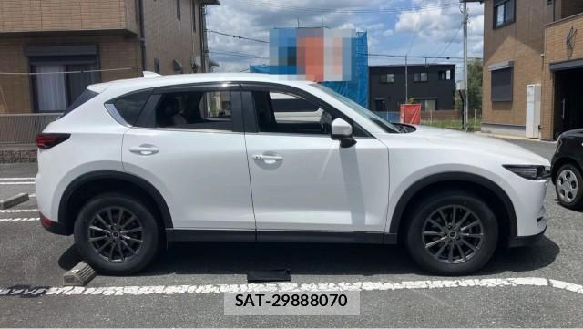 Mazda CX-5 2017-11 8280781-3