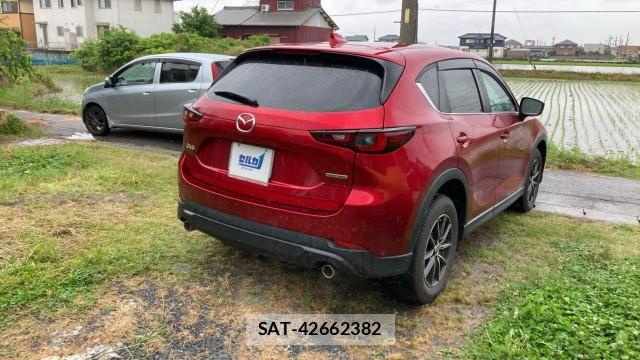 Mazda CX-5 2022-07 8280999-13