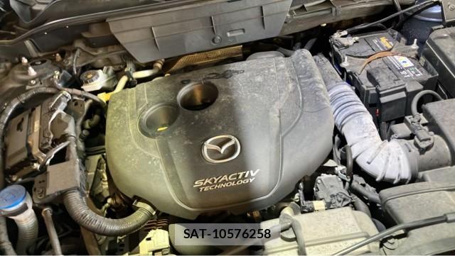 Mazda CX-5 2017-03 8281031-7