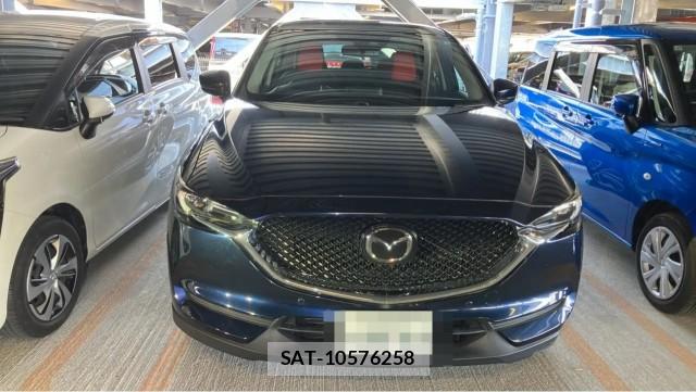 Mazda CX-5 2017-03 8281031-9