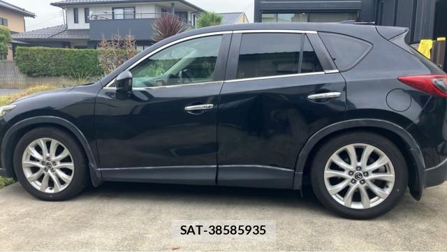 Mazda CX-5 2013-07 8281048-3