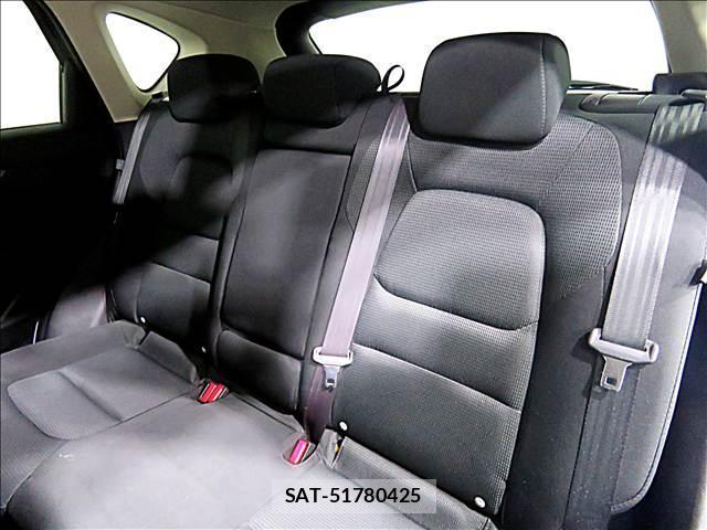 Mazda CX-5 2018-03 8281234-13