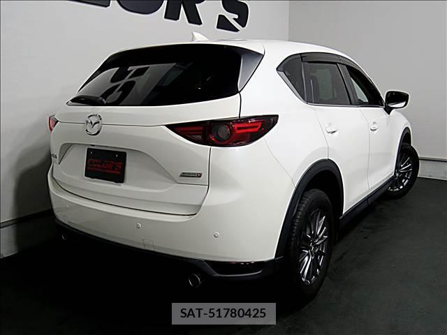 Mazda CX-5 2018-03 8281234-2