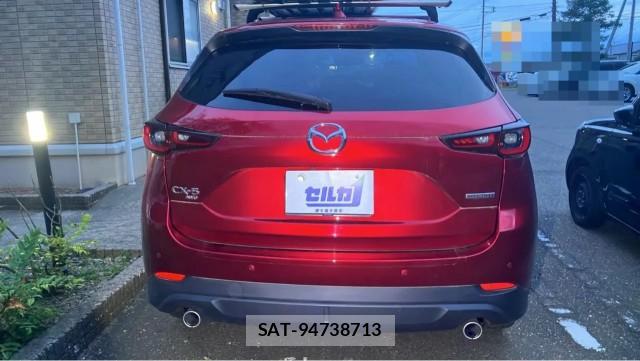 Mazda CX-5 2022-02 8281450-1