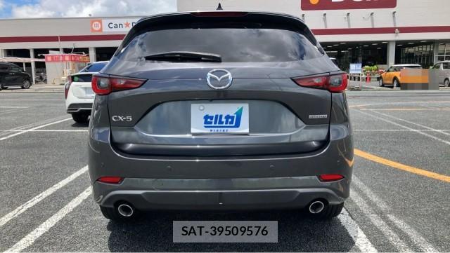 Mazda CX-5 2022-04 8281543-1