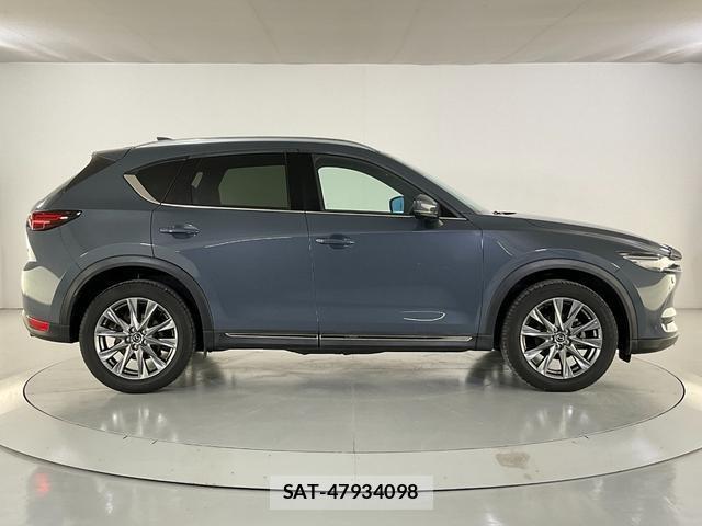 Mazda CX-5 2021-01 8284632-6