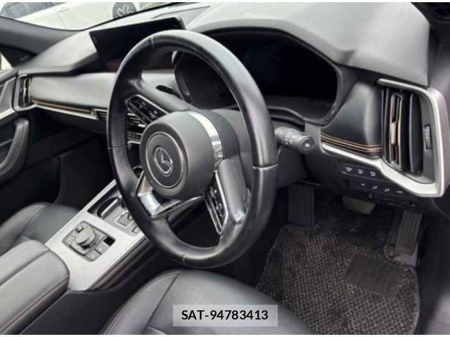 Mazda CX-60 2022-11 8278343-2