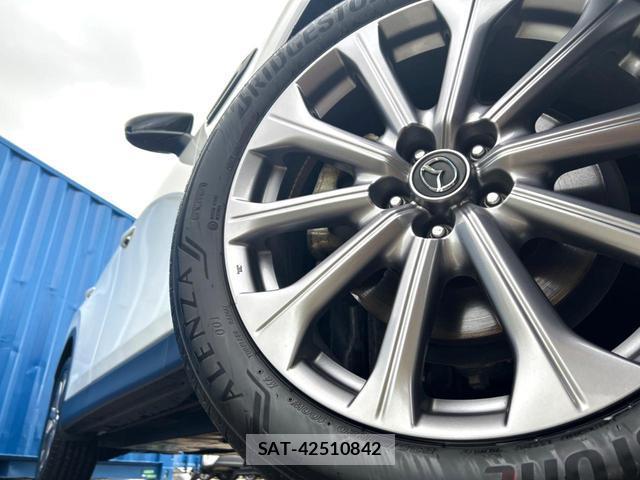 Mazda CX-60 2023-09 8279429-11