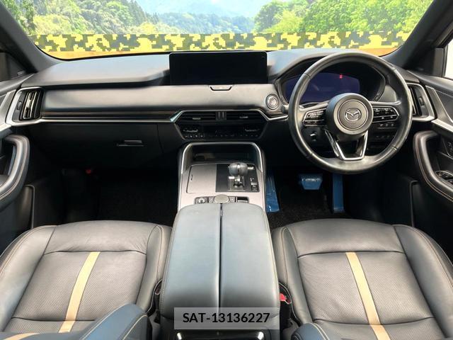 Mazda CX-60 2022-12 8280231-1