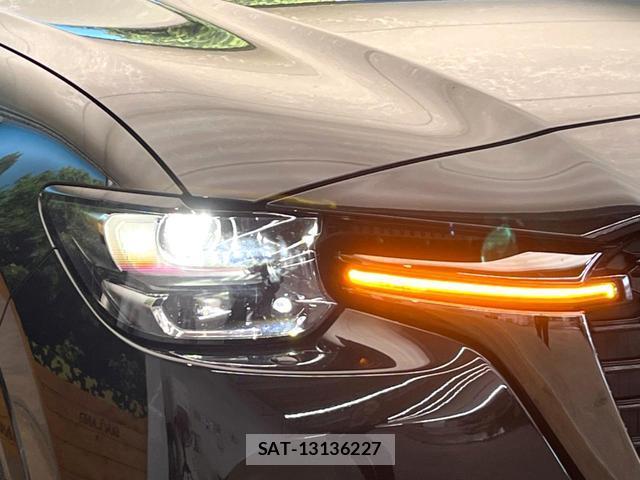 Mazda CX-60 2022-12 8280231-11