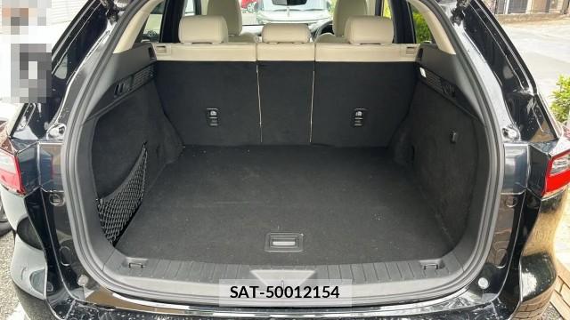 Mazda CX-60 2023-11 8281409-17