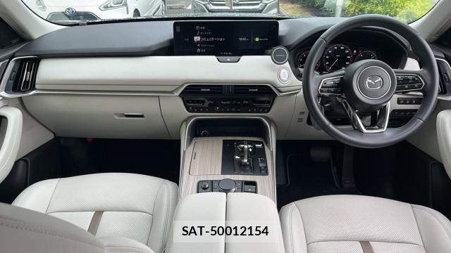 Mazda CX-60 2023-11 8281409-2