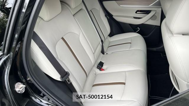 Mazda CX-60 2023-11 8281409-6