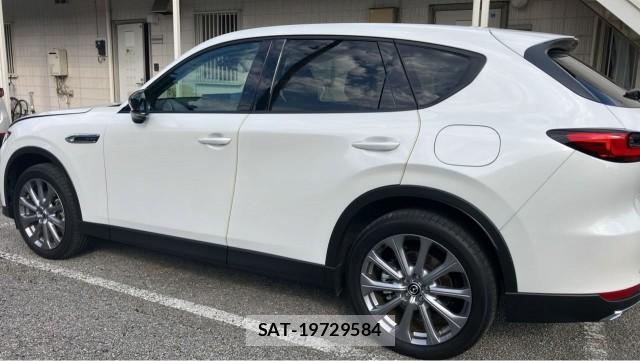 Mazda CX-60 2025-03 8282205-10
