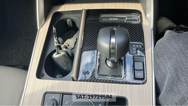 Mazda CX-60 2025-03 8282205-14