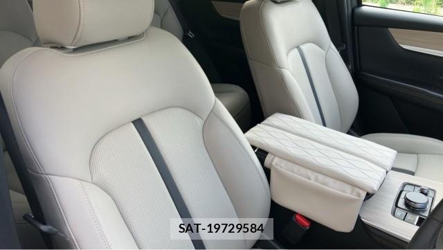 Mazda CX-60 2025-03 8282205-5