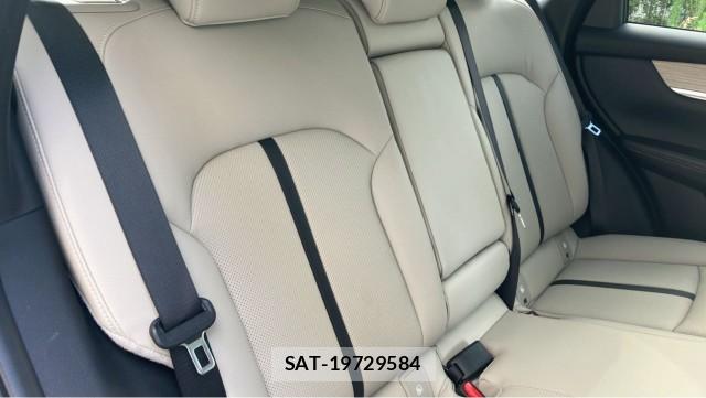 Mazda CX-60 2025-03 8282205-6