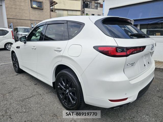 Mazda CX-60 2023-08 8283688-2
